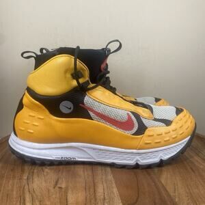 Nike Air Zoom Sertig 16 Taxi Mens Yellow Black Size 11 Hiking Shoes 904335-700